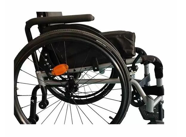 NeoFly Easy Go Pneumatic Manual Wheelchair (38cm)